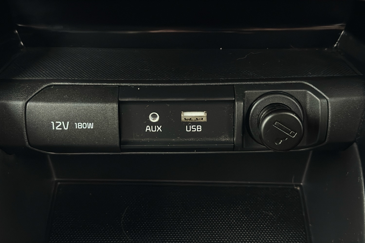 Used Kia Stonic 2020 for sale - 76553360: Photo 22