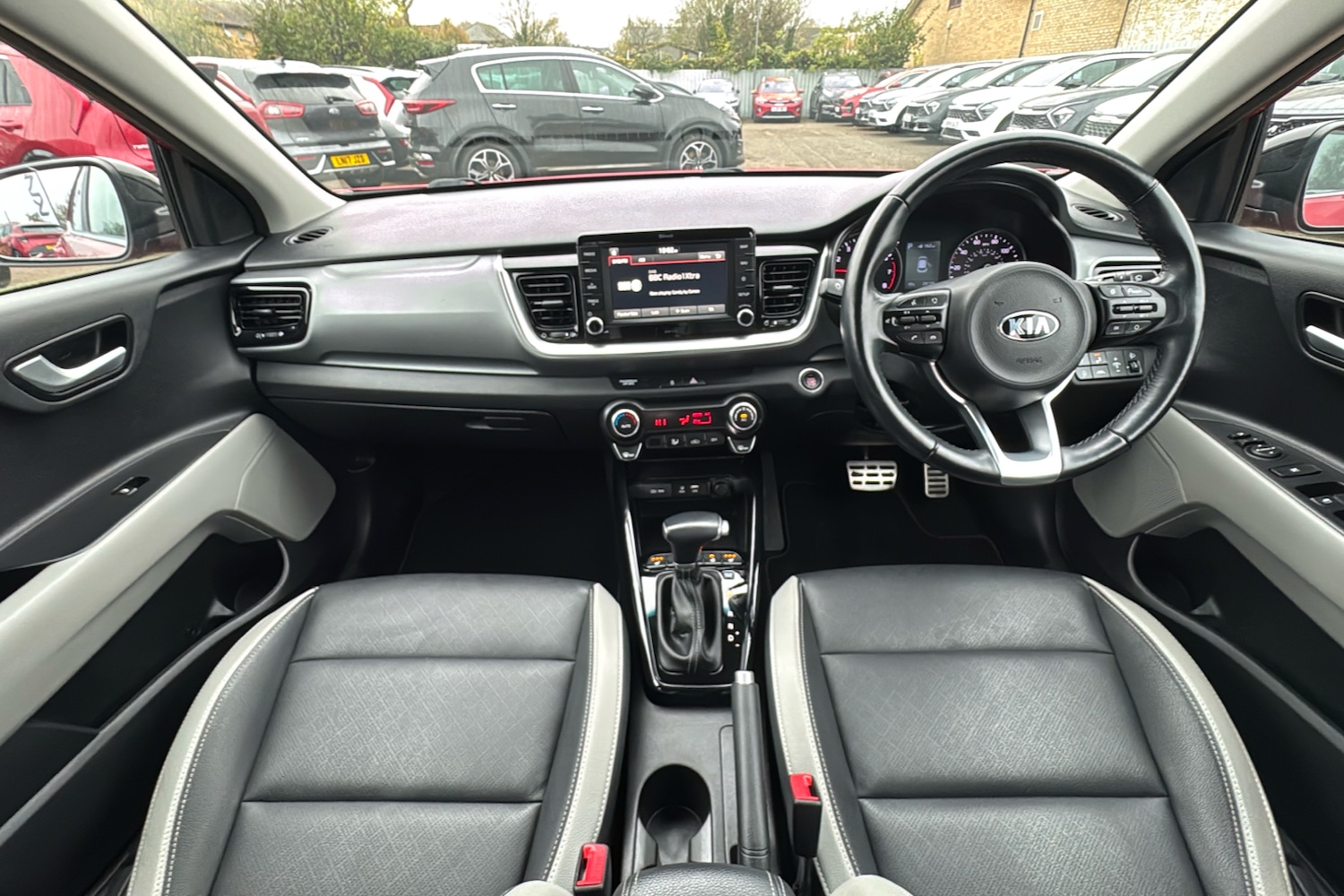 Used Kia Stonic 2020 for sale - 76553360: Photo 9