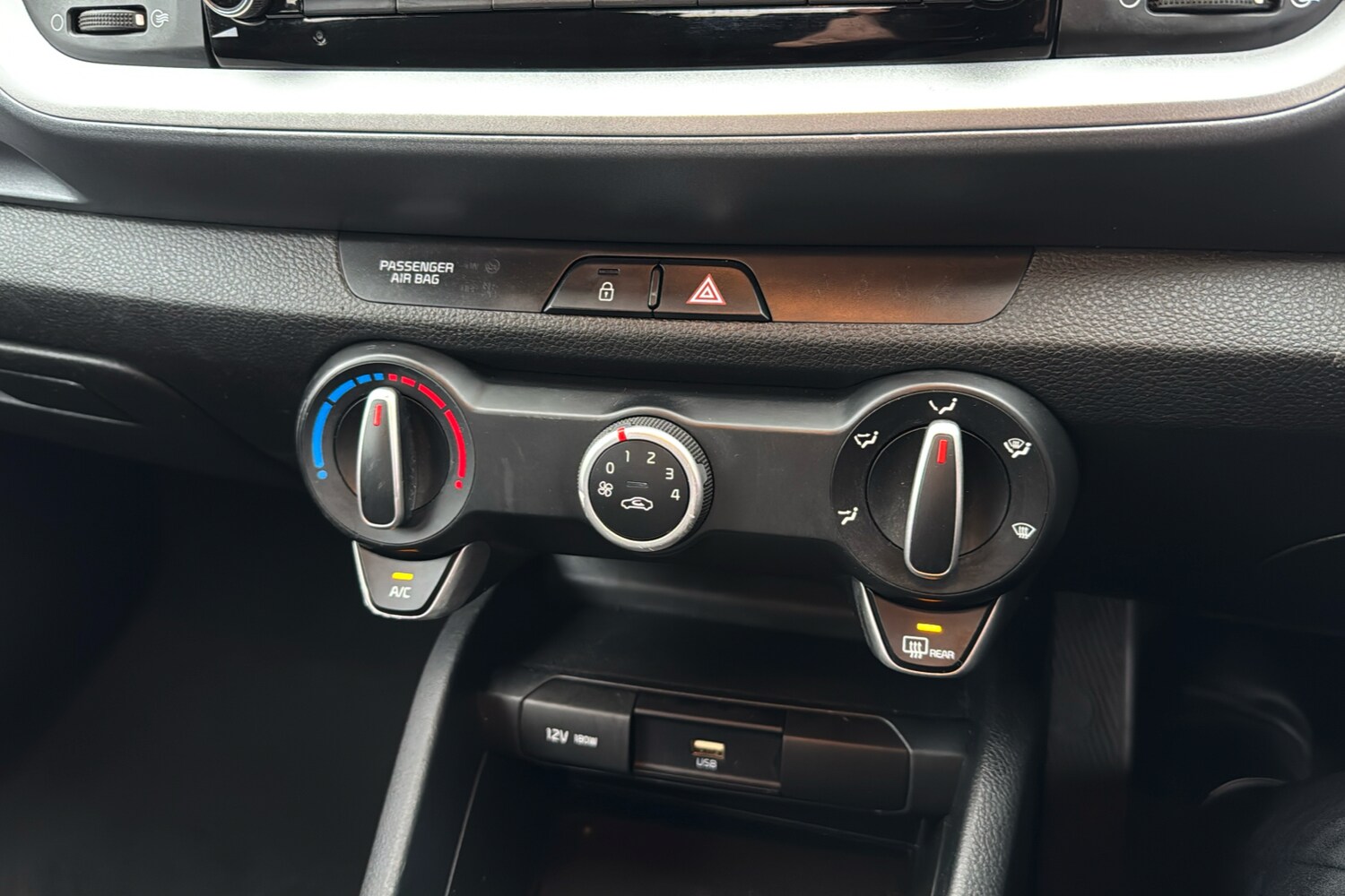 Used Kia Stonic 2022 for sale - 77473227: Photo 16