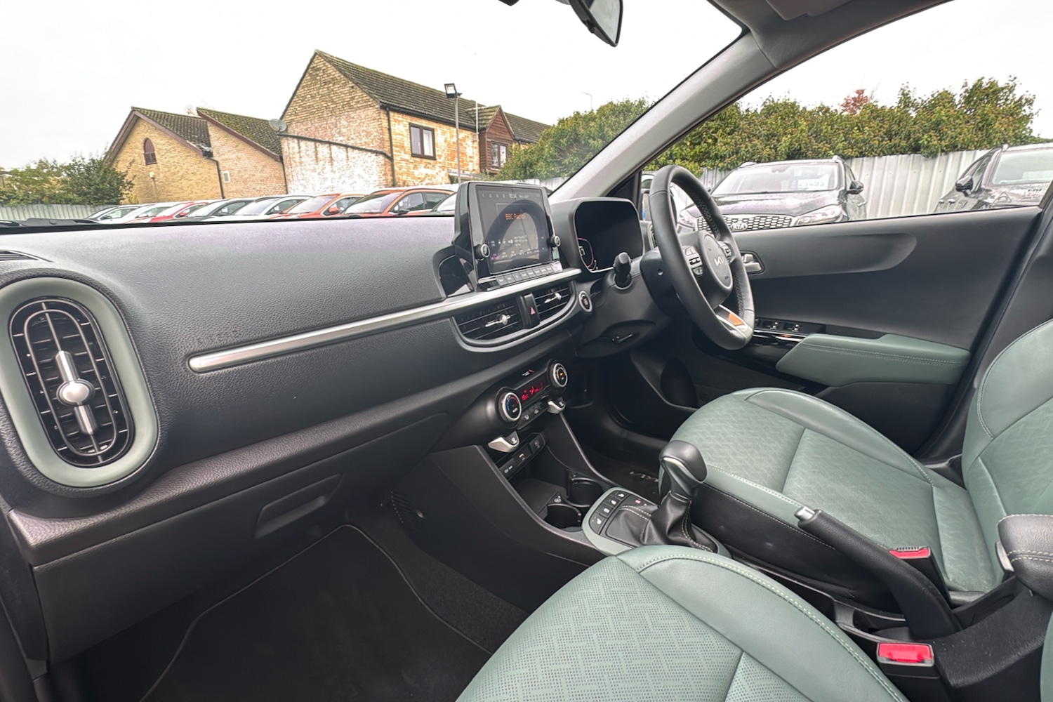 Used Kia Picanto 2024 for sale - 76442576: Photo 10