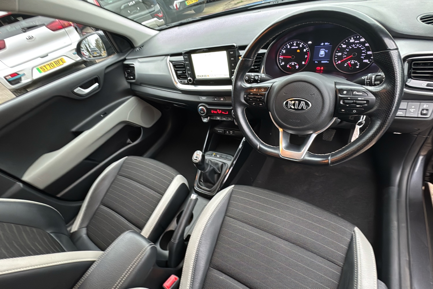 Used Kia Stonic 2019 for sale - 77069734: Photo 10