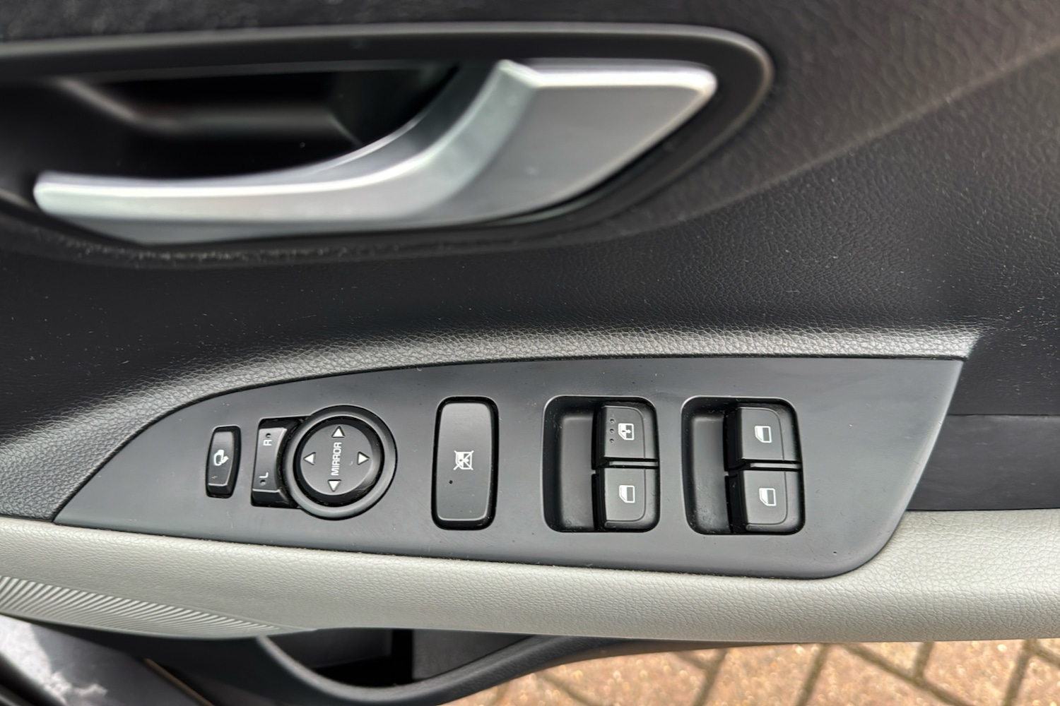 Used Kia Stonic 2019 for sale - 77069734: Photo 31