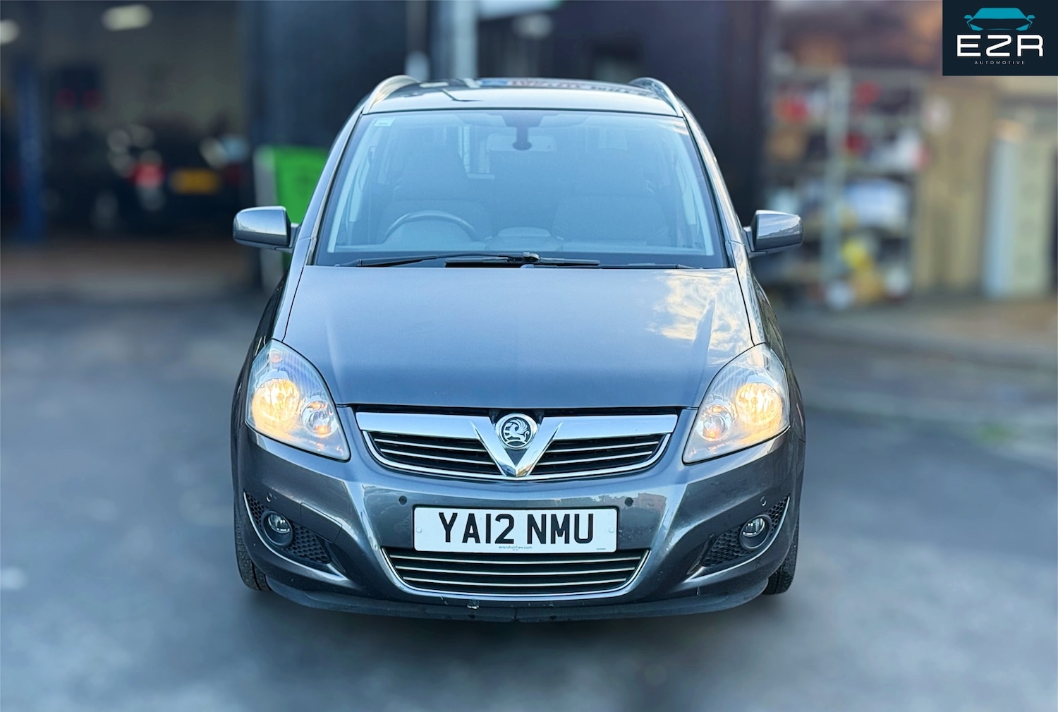 Used Vauxhall Zafira 2012 for sale - 76670932: Photo 2