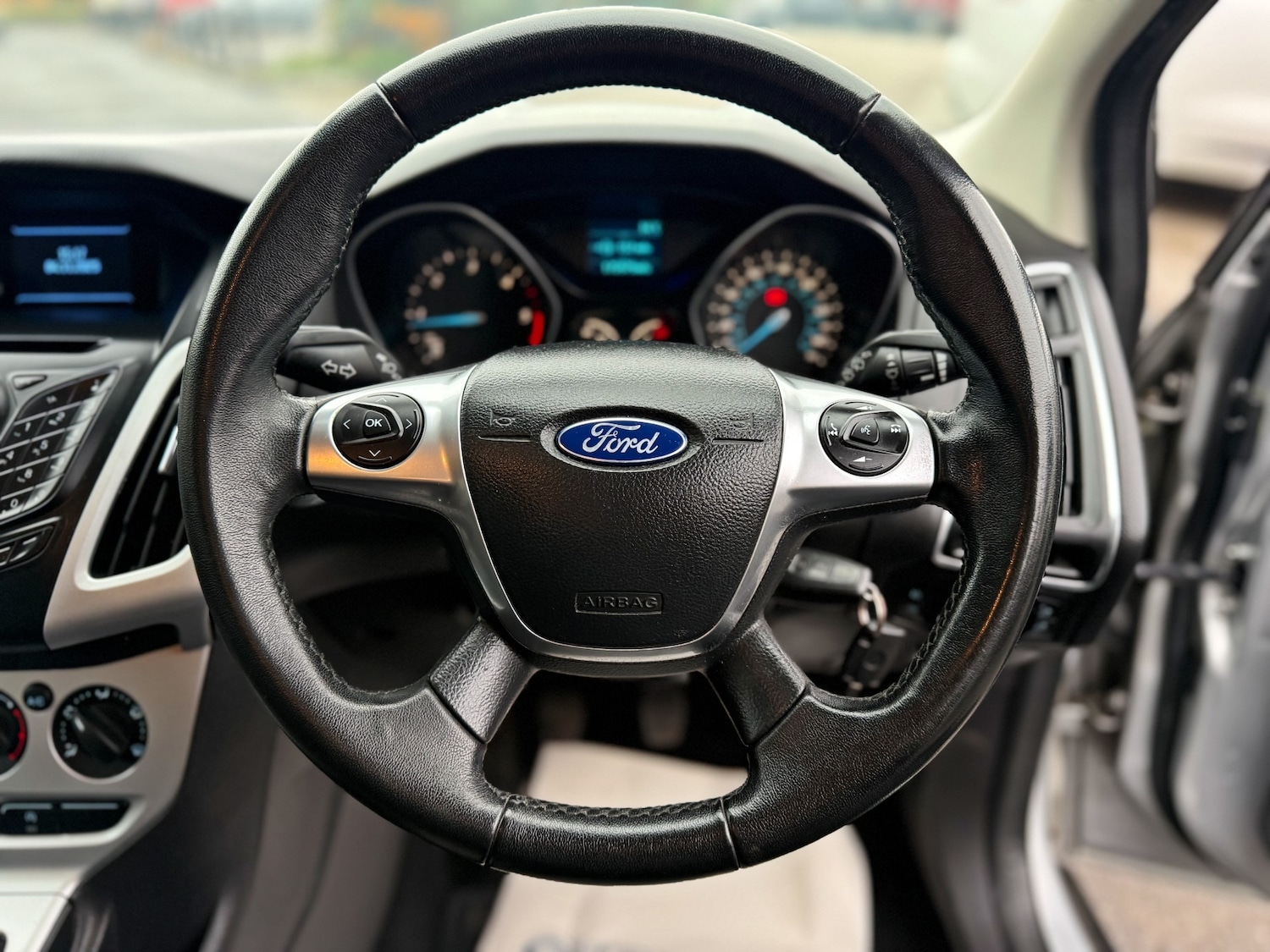 Used Ford Focus 2013 for sale - 76466604: Photo 14