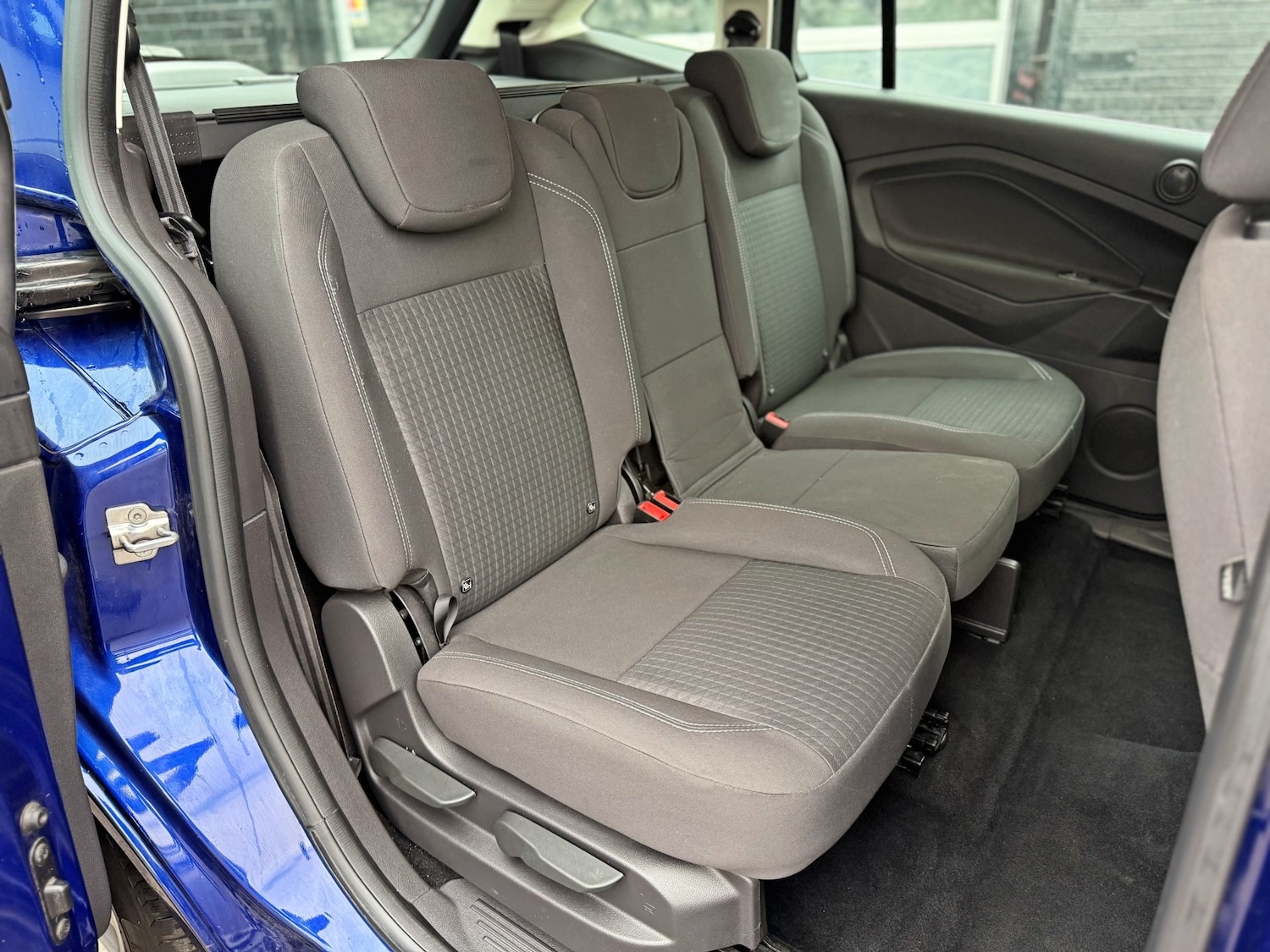 Used Ford Grand C-Max 2017 for sale - 76076065: Photo 17