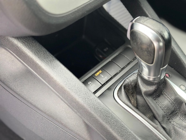 Used Volkswagen Scirocco 2011 for sale - 76306889: Photo 27