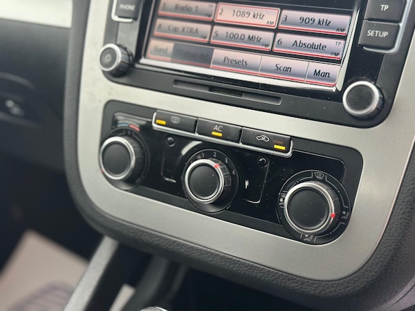 Used Volkswagen Scirocco 2011 for sale - 76306889: Photo 35