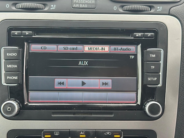Used Volkswagen Scirocco 2011 for sale - 76306889: Photo 38
