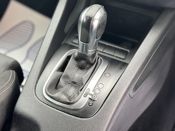 Used Volkswagen Scirocco 2011 for sale - 76306889: Photo 3
