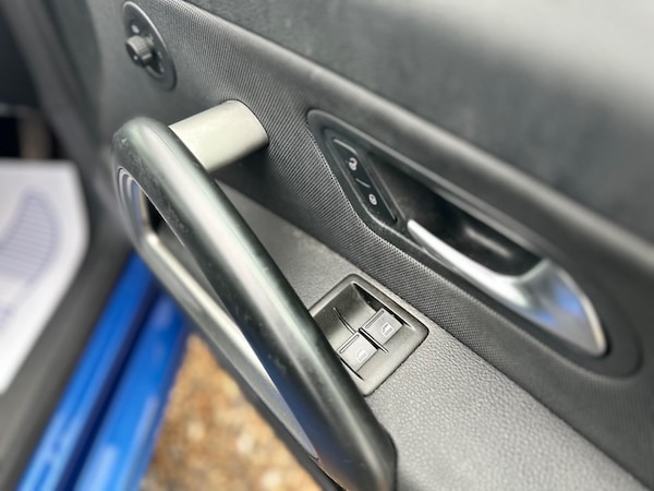 Used Volkswagen Scirocco 2011 for sale - 76306889: Photo 45