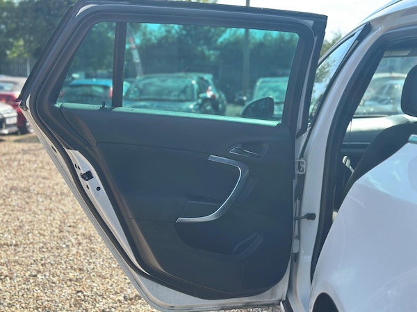 Used Vauxhall Insignia 2015 for sale - 76095211: Photo 18