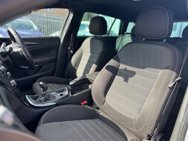 Used Vauxhall Insignia 2015 for sale - 76095211: Photo 26