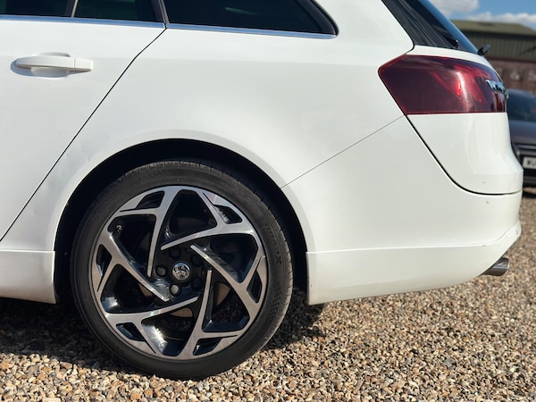 Used Vauxhall Insignia 2015 for sale - 76095211: Photo 56