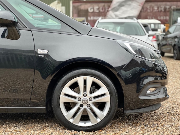 Used Vauxhall Zafira Tourer 2018 for sale - 76282828: Photo 10