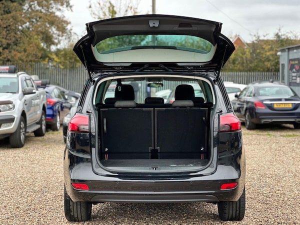 Used Vauxhall Zafira Tourer 2018 for sale - 76282828: Photo 15