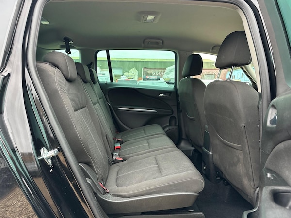 Used Vauxhall Zafira Tourer 2018 for sale - 76282828: Photo 22