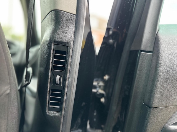 Used Vauxhall Zafira Tourer 2018 for sale - 76282828: Photo 24
