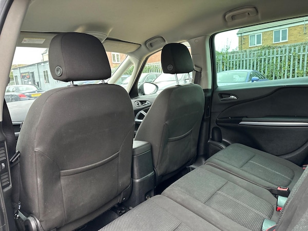 Used Vauxhall Zafira Tourer 2018 for sale - 76282828: Photo 28