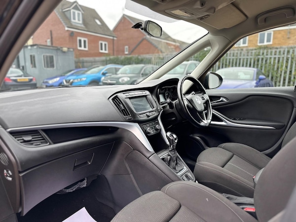 Used Vauxhall Zafira Tourer 2018 for sale - 76282828: Photo 33