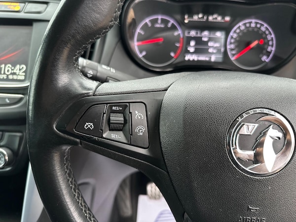 Used Vauxhall Zafira Tourer 2018 for sale - 76282828: Photo 39