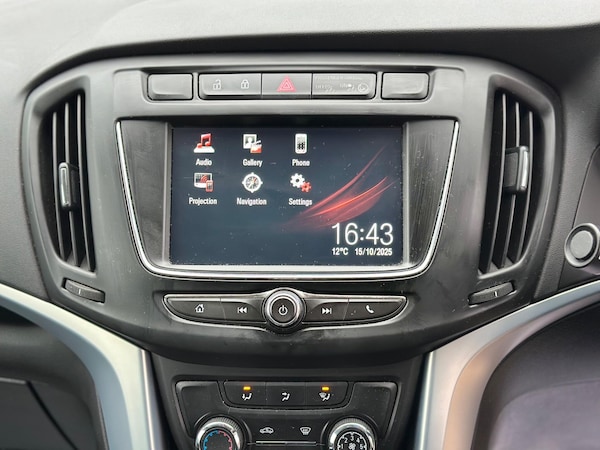 Used Vauxhall Zafira Tourer 2018 for sale - 76282828: Photo 43