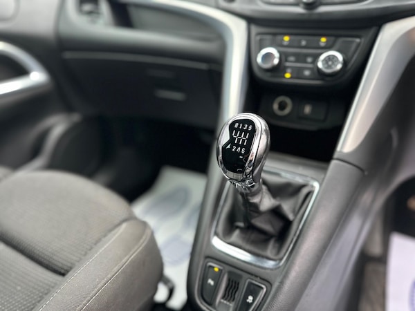 Used Vauxhall Zafira Tourer 2018 for sale - 76282828: Photo 53