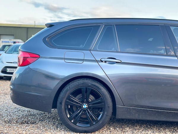 Used BMW 3 Series 2018 for sale - 76071573: Photo 15