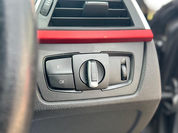 Used BMW 3 Series 2018 for sale - 76071573: Photo 37