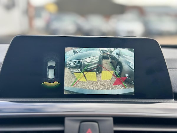 Used BMW 3 Series 2018 for sale - 76071573: Photo 45