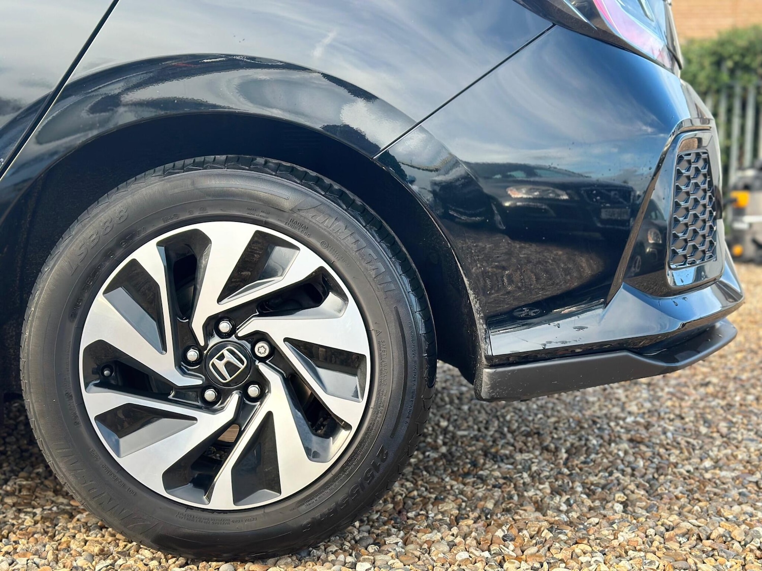 Used Honda Civic 2017 for sale - 76361195: Photo 15