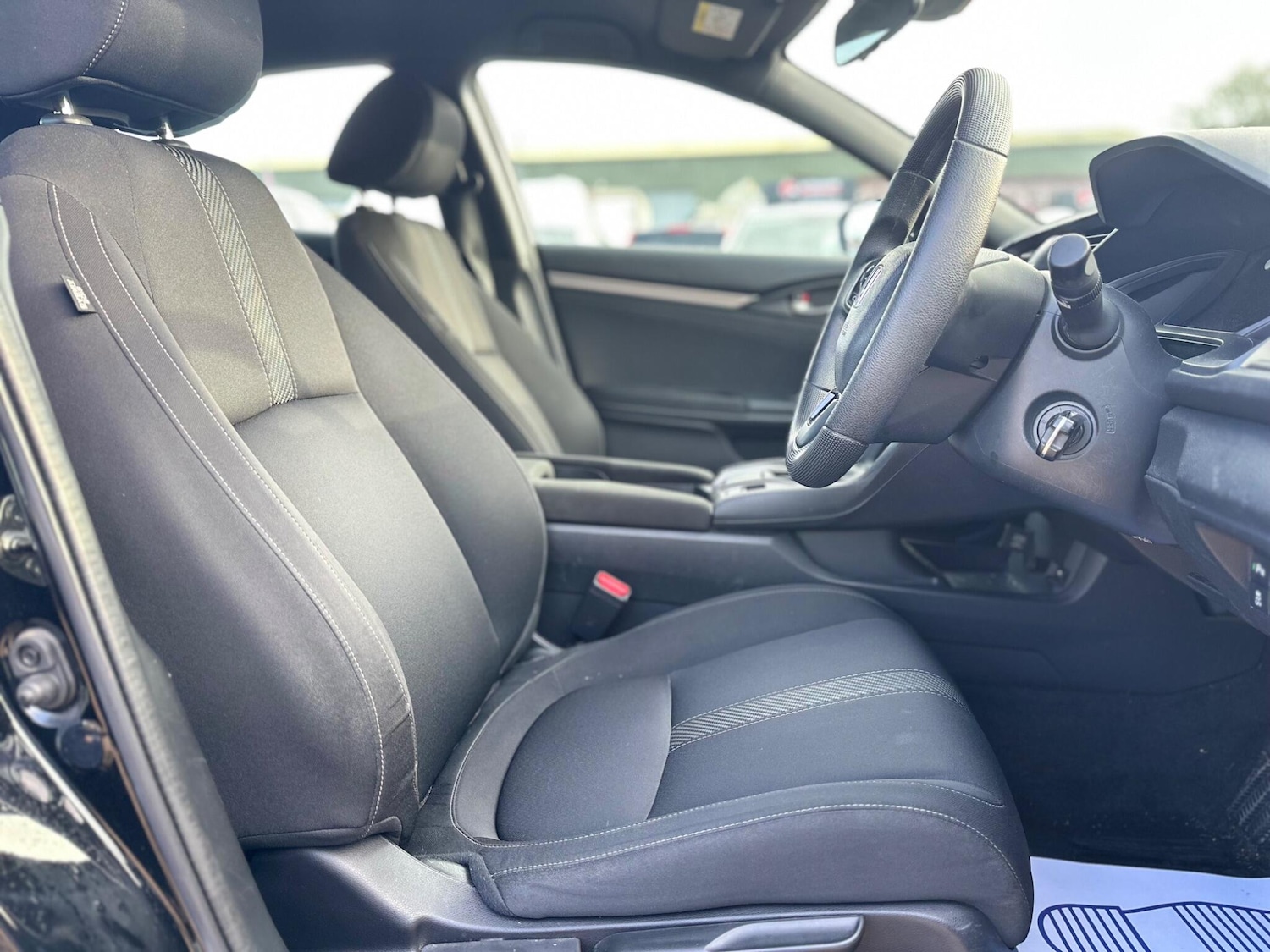 Used Honda Civic 2017 for sale - 76361195: Photo 18