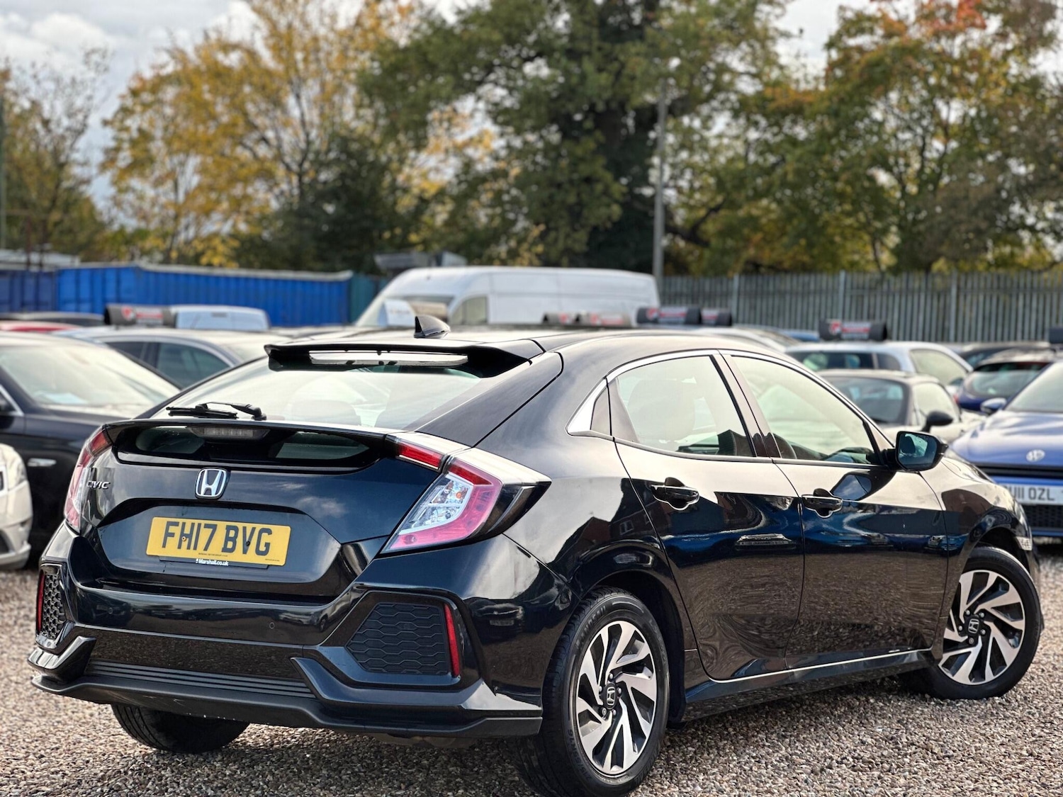 Used Honda Civic 2017 for sale - 76361195: Photo 3