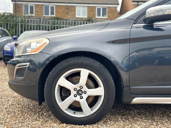 Used Volvo XC60 2011 for sale - 76199779: Photo 15