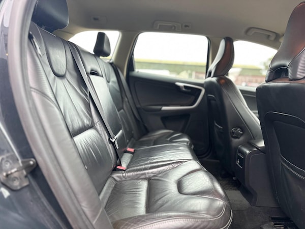 Used Volvo XC60 2011 for sale - 76199779: Photo 23