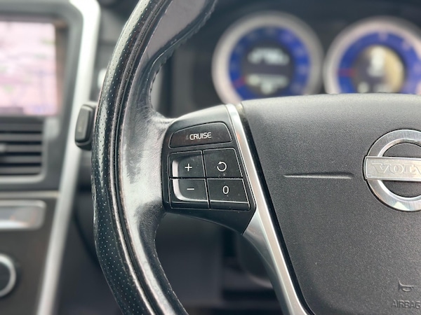 Used Volvo XC60 2011 for sale - 76199779: Photo 35