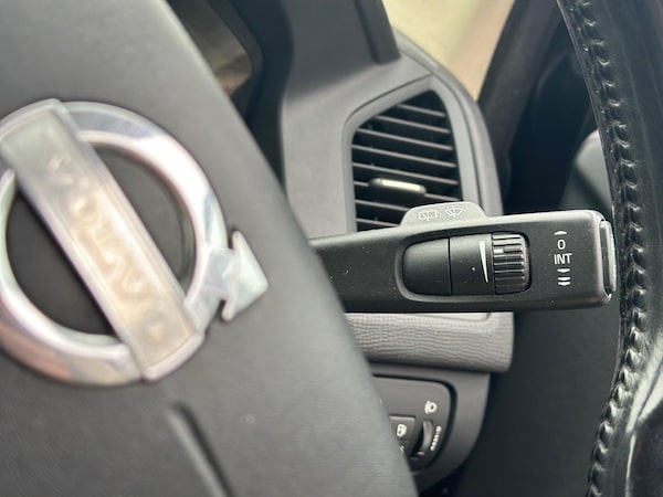 Used Volvo XC60 2011 for sale - 76199779: Photo 36
