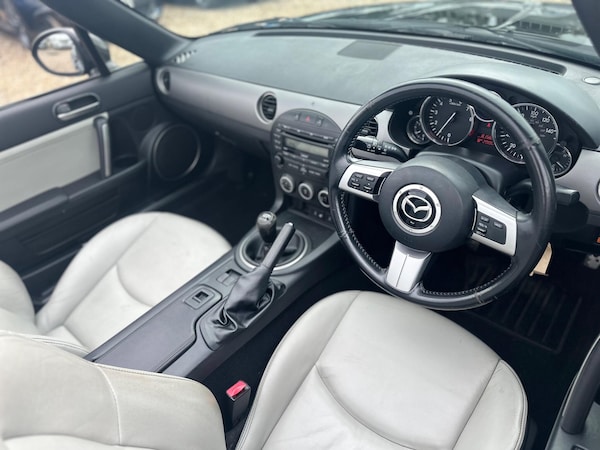 Used Mazda MX-5 2011 for sale - 76043249: Photo 21