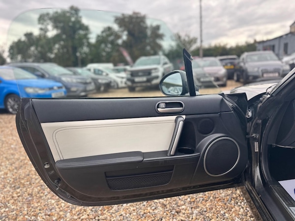Used Mazda MX-5 2011 for sale - 76043249: Photo 28
