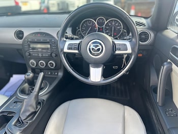 Used Mazda MX-5 2011 for sale - 76043249: Photo 2