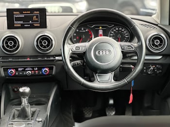Used Audi A3 2014 for sale - 76020367: Photo 2