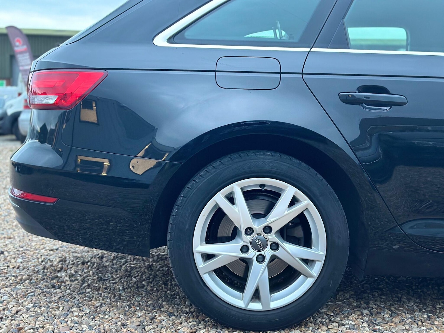 Used Audi A4 Avant 2016 for sale - 76371502: Photo 19