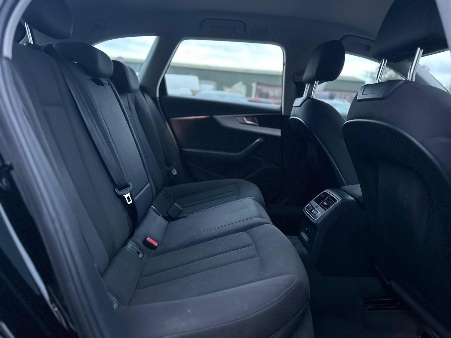 Used Audi A4 Avant 2016 for sale - 76371502: Photo 27