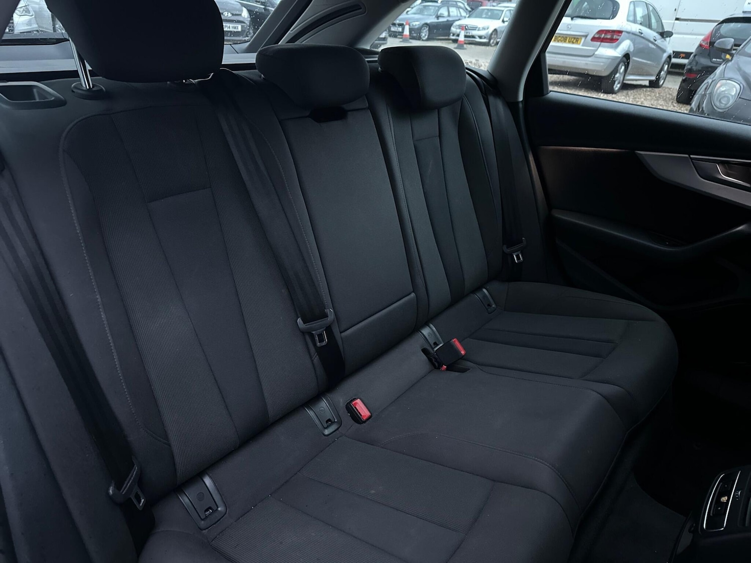 Used Audi A4 Avant 2016 for sale - 76371502: Photo 28
