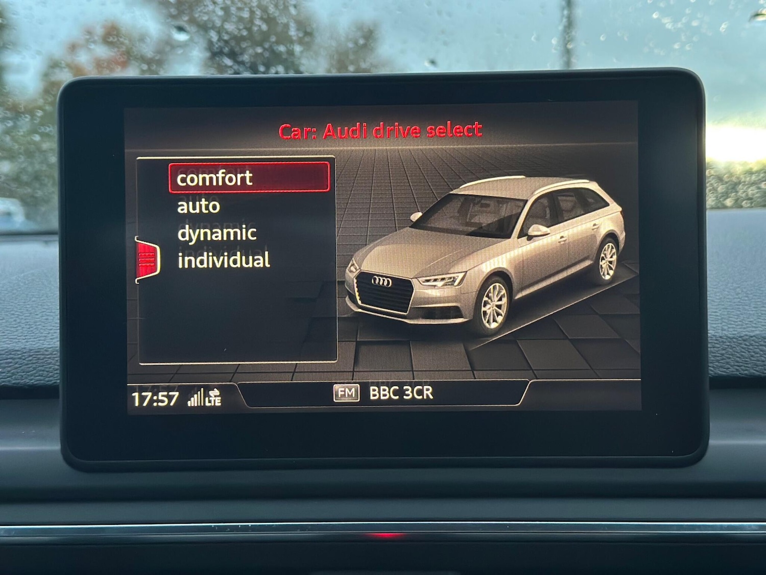 Used Audi A4 Avant 2016 for sale - 76371502: Photo 49