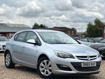 Vauxhall - Astra
