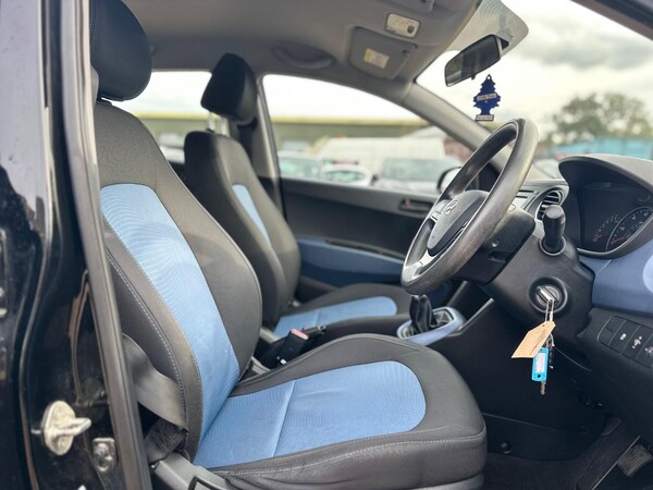 Used Hyundai i10 2014 for sale - 76109770: Photo 12
