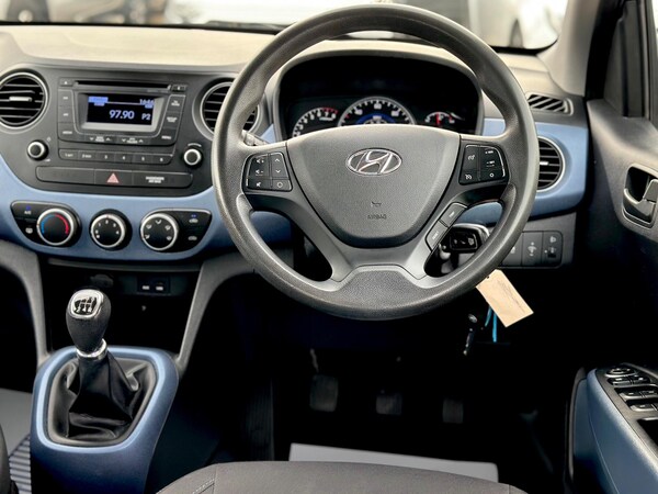 Used Hyundai i10 2014 for sale - 76109770: Photo 2