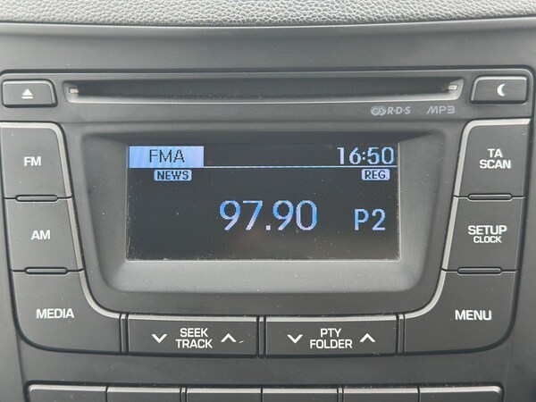 Used Hyundai i10 2014 for sale - 76109770: Photo 38