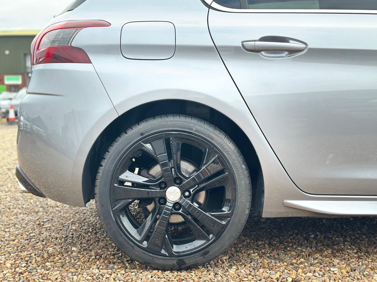 Used Peugeot 308 2017 for sale - 76360345: Photo 21