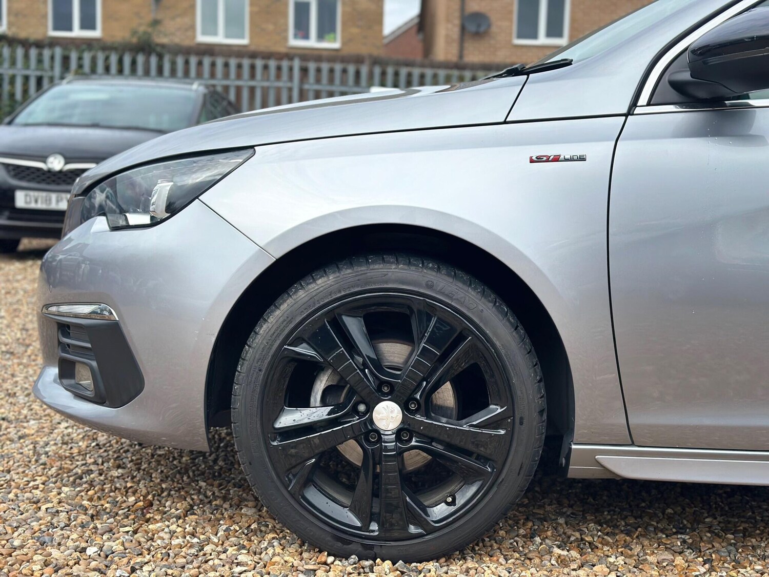 Used Peugeot 308 2017 for sale - 76360345: Photo 24
